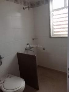 Bathroom Image of 1400 Sq.ft 3 BHK Apartment / Flat for rent in Cosmic Sea Shell Apartment, Andheri West Mumbai for Rs. 155000