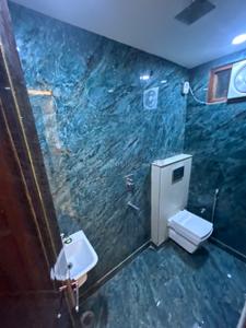 Bathroom Image of 650 Sq.ft 2 BHK Builder Floor for rent in Mansa Ram Park New Delhi for Rs. 15001
