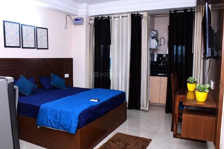 Bedroom Image of HelloWorld Vasantkunj in Chhattarpur, New Delhi
