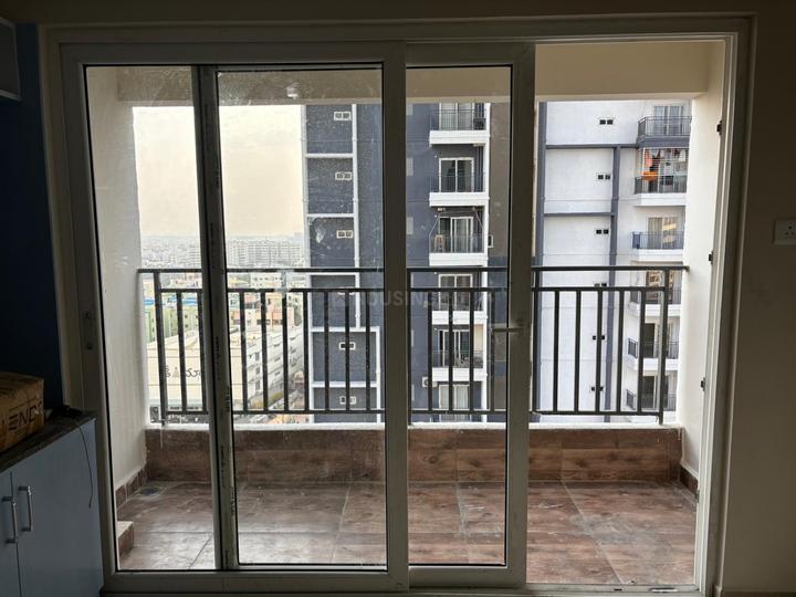 Candeur 40 Main Image 1