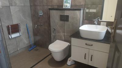 Bathroom Image of 2050 Sq.ft 3 BHK Apartment / Flat for sale in Dasnac Burj, Sector 75 Noida for Rs. 37650000