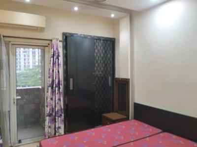 Bedroom Image of 1650 Sq.ft 3 BHK Apartment / Flat for rent in DLF Capital Greens Phase 1 And 2, Karampura New Delhi for Rs. 57000