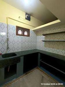 Kitchen Image of 800 Sq.ft 2 BHK Independent House for rent in Adugodi Bengaluru for Rs. 24000