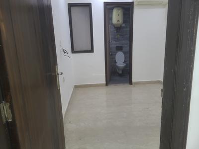 Bedroom Image of 1000 Sq.ft 3 BHK Builder Floor for sale in Vikaspuri New Delhi for Rs. 14000000