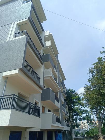Hoodi Main Image 1