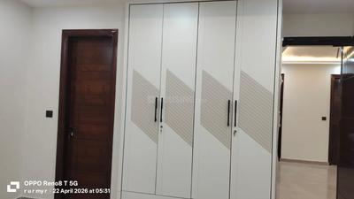 Bedroom Image of 1125 Sq.ft 3 BHK Builder Floor for rent in Anand Vihar New Delhi for Rs. 50000