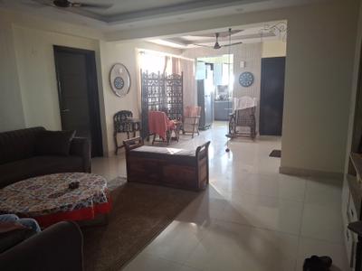 Living Room Image of 1600 Sq.ft 3 BHK Apartment / Flat for rent in Vaishali Ghaziabad for Rs. 42000