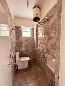 Bathroom Image of 650 Sq.ft 1 BHK Apartment / Flat for rent in Mullur Bengaluru for Rs. 21000