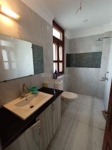 Image of 2400 Sq.ft 4 BHK Builder Floor for rent in Sector 12 Dwarka, New Delhi for Rs. 70000