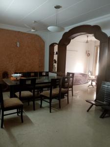 Living Room Image of 2200 Sq.ft 3 BHK Builder Floor for sale in Chittaranjan Park New Delhi for Rs. 45000000