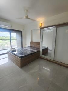 Bedroom Image of 1150 Sq.ft 2 BHK Apartment / Flat for rent in Oxy Beaumonde, Viman Nagar Pune for Rs. 70000