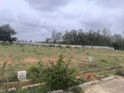 Image of 900 Sq.ft Residential Plot / Land for sale in Hoskote, Bengaluru for Rs. 2565000