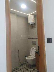 Bathroom Image of 1000 Sq.ft 2 BHK Independent House for rent in Kalkaji New Delhi for Rs. 43000