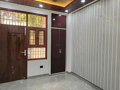 Bedroom Image of 1000 Sq.ft 2 BHK Builder Floor for sale in Indirapuram Ghaziabad for Rs. 7600000