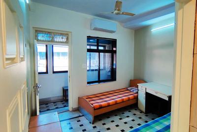 Bedroom Image of Nishant PG in Marine Lines, Mumbai
