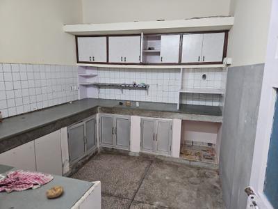 Kitchen Image of 2100 Sq.ft 3 BHK Apartment / Flat for sale in Swaraj Homes Pocket C RWA Sarita Vihar, Sarita Vihar New Delhi for Rs. 30500000