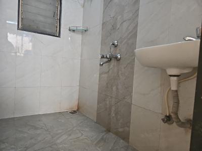 Bathroom Image of 660 Sq.ft 1 BHK Apartment / Flat for rent in Bhagwati Neelkanth Heights, Kalamboli Navi Mumbai for Rs. 17500