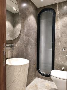 Common Bathroom Image of 2500 Sq.ft 3 BHK Builder Floor for sale in DLF Phase 4 Gurgaon for Rs. 39000000