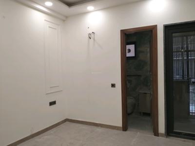 Bedroom Image of 1440 Sq.ft 3 BHK Builder Floor for sale in Mukherjee Nagar New Delhi for Rs. 24000000