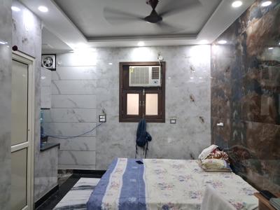 Bedroom Image of 400 Sq.ft 1 RK Builder Floor for rent in Baljit Nagar New Delhi for Rs. 16000