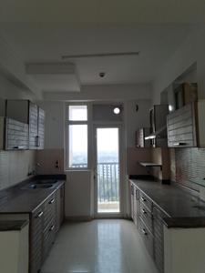 Kitchen Image of 2474 Sq.ft 4 BHK Apartment / Flat for sale in Amrapali Platinum, Sector 119 Noida for Rs. 21500000
