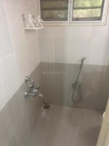 Bathroom Image of 890 Sq.ft 2 BHK Apartment / Flat for rent in Saligramam Chennai for Rs. 25000