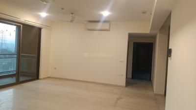 Living Room Image of 2120 Sq.ft 3 BHK Apartment / Flat for rent in Tata Primanti, Sector 72 Gurgaon for Rs. 78000
