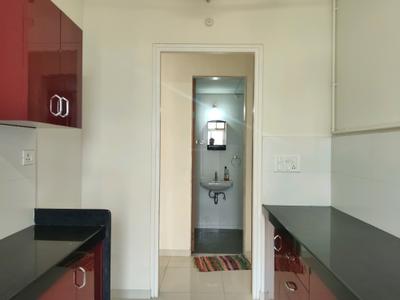 Kitchen Image of 740 Sq.ft 2 BHK Apartment / Flat for rent in Godrej Emerald, Thane West Thane for Rs. 27000