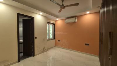 Bedroom Image of 1650 Sq.ft 3 BHK Apartment / Flat for rent in DDA Sector Pocket B C, Vasant Kunj New Delhi for Rs. 100000