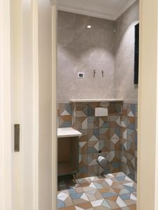 Common Bathroom Image of 1500 Sq.ft 3 BHK Builder Floor for sale in Indirapuram Ghaziabad for Rs. 16800100
