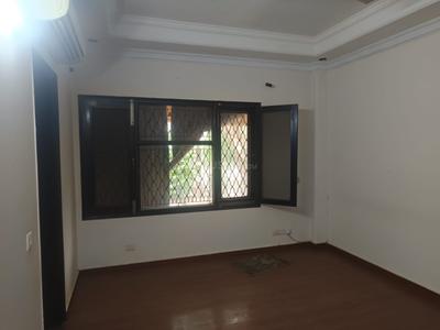 Bedroom Image of 2100 Sq.ft 4 BHK Builder Floor for sale in Saket New Delhi for Rs. 80000000