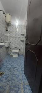 Bathroom Image of 500 Sq.ft 1 BHK Builder Floor for rent in Vaishali Ghaziabad for Rs. 18500