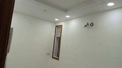 Living Room Image of 650 Sq.ft 2 BHK Builder Floor for sale in Raja Park Apartment, Shakurpur New Delhi for Rs. 6500000