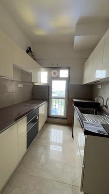 Kitchen Image of 810 Sq.ft 2 BHK Apartment / Flat for sale in Shapoorji Pallonji BKC 28, Bandra East Mumbai for Rs. 26000000