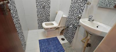 Bathroom Image of 500 Sq.ft 1 BHK Builder Floor for rent in Kalyan Nagar Bengaluru for Rs. 21200