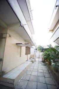 Image of 3150 Sq.ft 5 BHK Independent House for sale in Maninagar, Ahmedabad for Rs. 40000000