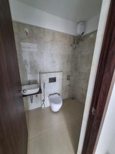 Bathroom Image of 800 Sq.ft 2 BHK Apartment / Flat for sale in Thane West Thane for Rs. 14999999