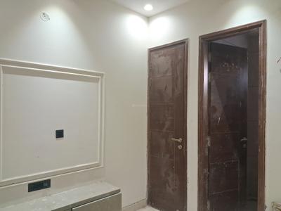 Bedroom Image of 1125 Sq.ft 3 BHK Builder Floor for sale in Paschim Vihar New Delhi for Rs. 19500000