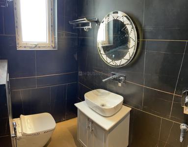 Bathroom Image of 2400 Sq.ft 4 BHK Apartment / Flat for sale in Parkview Apartments, Sector 56 Gurgaon for Rs. 29600000
