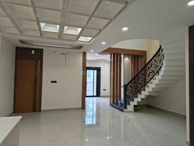 Hall Image of 7200 Sq.ft 5 BHK Independent House for sale in Gomti Nagar Lucknow for Rs. 55000009