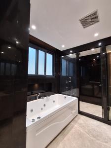 Bathroom Image of 10000 Sq.ft 5 BHK Duplex for sale in Panchsheel Park New Delhi for Rs. 299000000