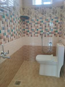 Common Bathroom Image of 990 Sq.ft 2 BHK Apartment / Flat for sale in Guduvancheri Chennai for Rs. 5791500