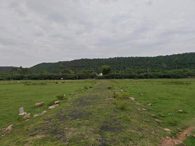 Image of 700 Sq.ft Residential Plot / Land for sale in Singaperumal Koil, Chennai for Rs. 1049304