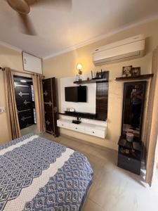 Bedroom Image of 950 Sq.ft 2 BHK Apartment / Flat for sale in CGHS Navyug Apartments, Vikaspuri New Delhi for Rs. 16000000