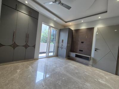 Bedroom Image of 2200 Sq.ft 4 BHK Builder Floor for sale in Bali Nagar New Delhi for Rs. 42500000