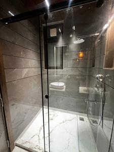 Bathroom Image of 2100 Sq.ft 4 BHK Builder Floor for sale in Janakpuri New Delhi for Rs. 57500000