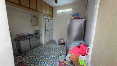 Bedroom Image of 900 Sq.ft 3 BHK Apartment / Flat for sale in Shahibaug Ahmedabad for Rs. 6500000