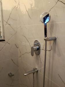 Bathroom Image of 600 Sq.ft 1 BHK Apartment / Flat for rent in Koregaon Park Pune for Rs. 37000