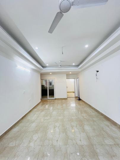 Foothills avenue apartment Main Image 1