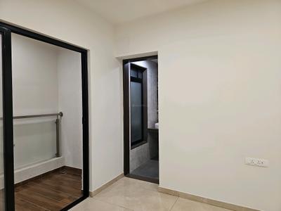 Bedroom Image of 2576 Sq.ft 4.5 BHK Apartment / Flat for sale in Lodha Camelot, Kharadi Pune for Rs. 37000000
